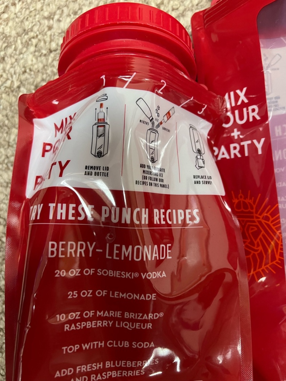 New 3 Red Portable Pour Spout Pouch - Reusable Party Drink Dispenser - Picture 6 of 9